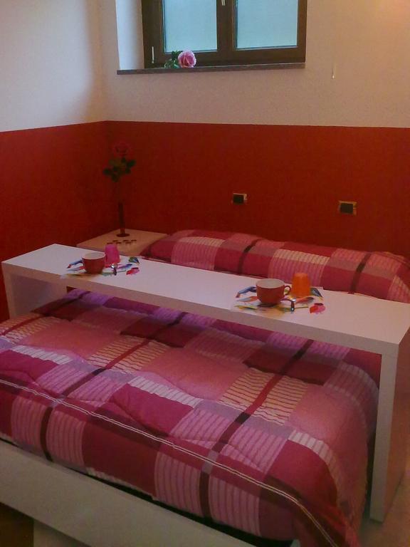 Affittacamere Valchiavenna - Foresteria Lombarda Con Parcheggio Privato Sul Posto! Apprezzata Gestione Familiare Dal 2012, Qualita-Prezzo Top! "Guest-House With Private Parking On Site! Appreciated Family Management Since 2012, Quality-Price Top!" Ruang foto