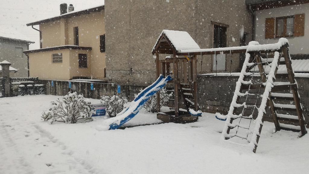Affittacamere Valchiavenna - Foresteria Lombarda Con Parcheggio Privato Sul Posto! Apprezzata Gestione Familiare Dal 2012, Qualita-Prezzo Top! "Guest-House With Private Parking On Site! Appreciated Family Management Since 2012, Quality-Price Top!" Bagian luar foto