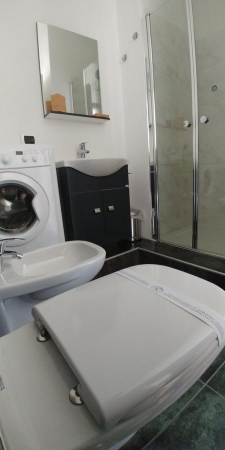 Affittacamere Valchiavenna - Foresteria Lombarda Con Parcheggio Privato Sul Posto! Apprezzata Gestione Familiare Dal 2012, Qualita-Prezzo Top! "Guest-House With Private Parking On Site! Appreciated Family Management Since 2012, Quality-Price Top!" Bagian luar foto