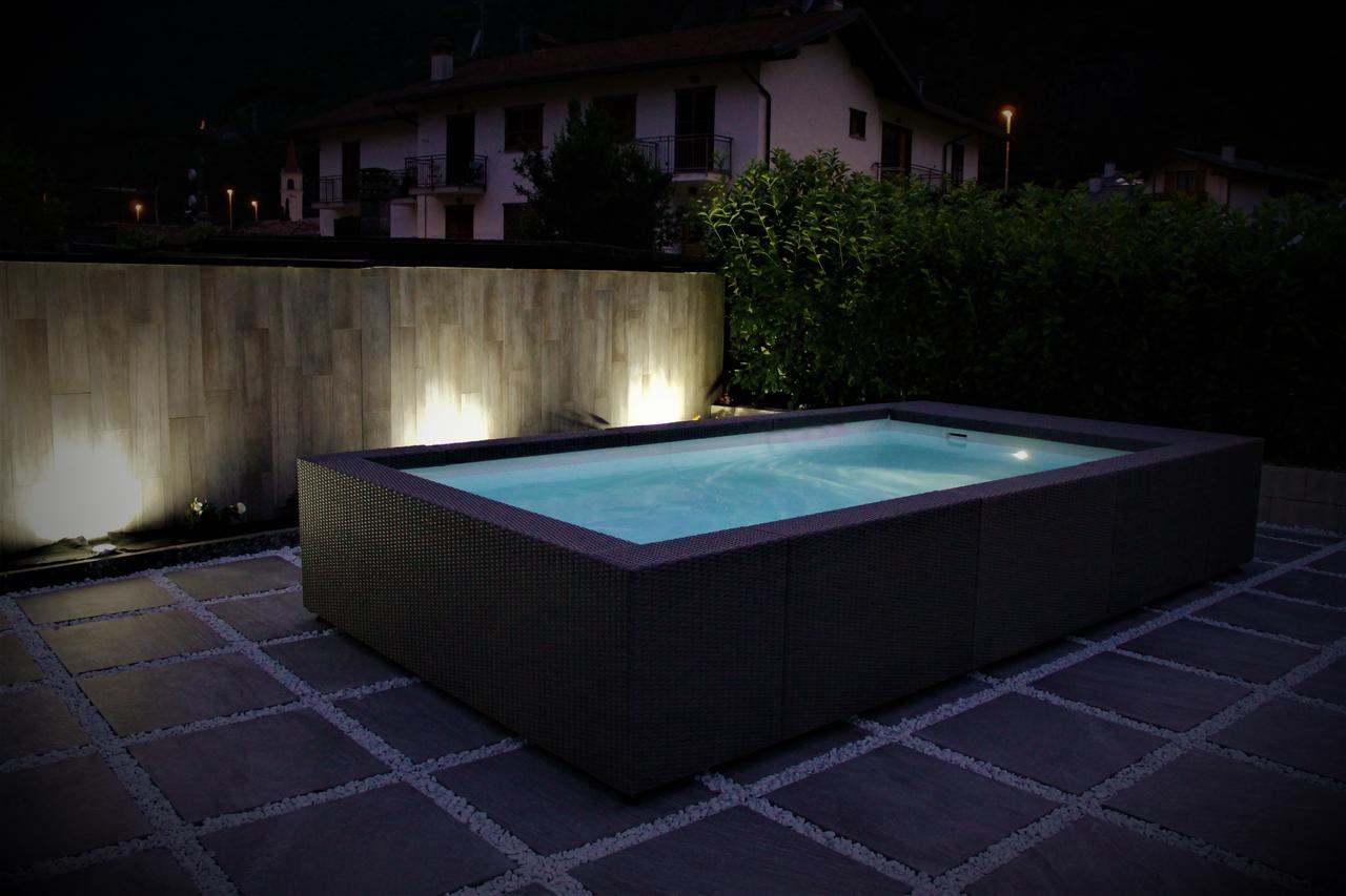 Affittacamere Valchiavenna - Foresteria Lombarda Con Parcheggio Privato Sul Posto! Apprezzata Gestione Familiare Dal 2012, Qualita-Prezzo Top! "Guest-House With Private Parking On Site! Appreciated Family Management Since 2012, Quality-Price Top!" Bagian luar foto
