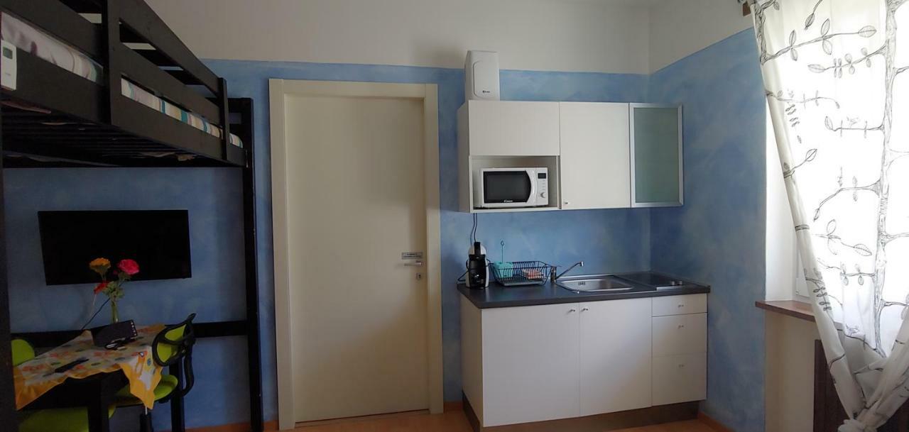 Affittacamere Valchiavenna - Foresteria Lombarda Con Parcheggio Privato Sul Posto! Apprezzata Gestione Familiare Dal 2012, Qualita-Prezzo Top! "Guest-House With Private Parking On Site! Appreciated Family Management Since 2012, Quality-Price Top!" Bagian luar foto