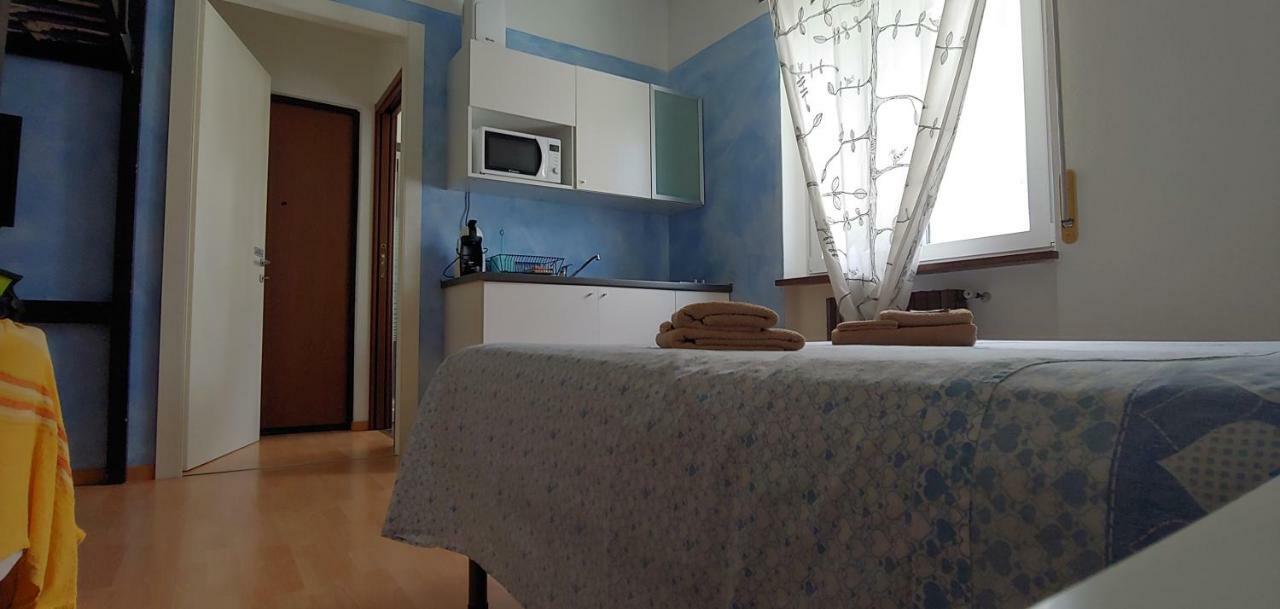 Affittacamere Valchiavenna - Foresteria Lombarda Con Parcheggio Privato Sul Posto! Apprezzata Gestione Familiare Dal 2012, Qualita-Prezzo Top! "Guest-House With Private Parking On Site! Appreciated Family Management Since 2012, Quality-Price Top!" Bagian luar foto
